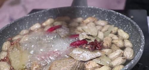  诀窍|水煮花生好吃有诀窍！