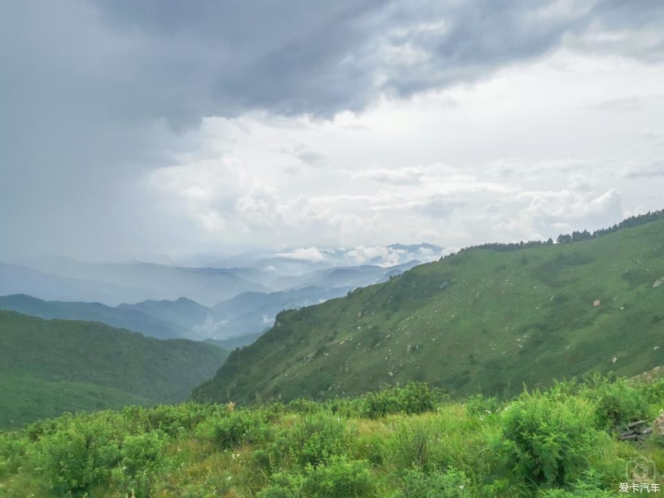  游览|游览祖国大好河山，徒步穿越北驼梁。