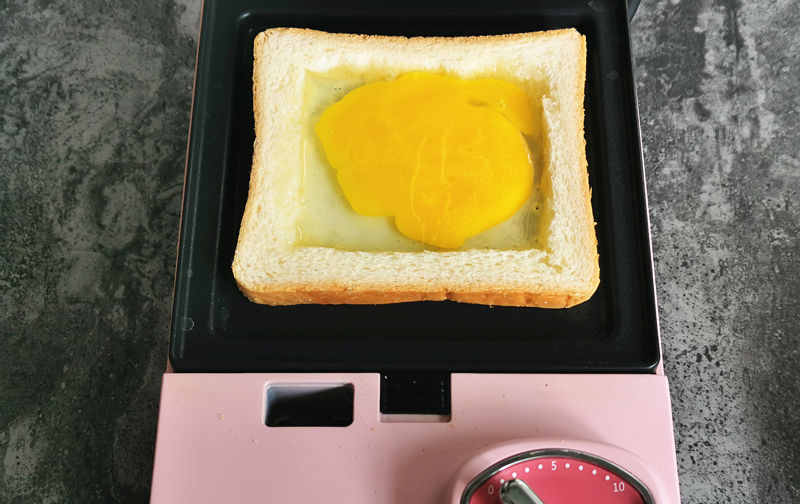  a379|剩面包片别丢，试试这做法，外焦里嫩，孩子早餐吃它真营养！