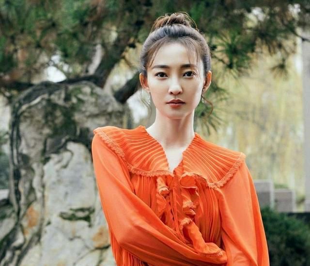  演技|王丽坤两次爆红都是因为综艺，演技却被忽略，这是一个演员的悲哀