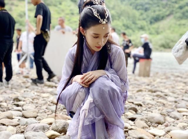  颜值|《盗帅楚留香》来袭，男主颜值气质不输张智尧，看完女主必追了