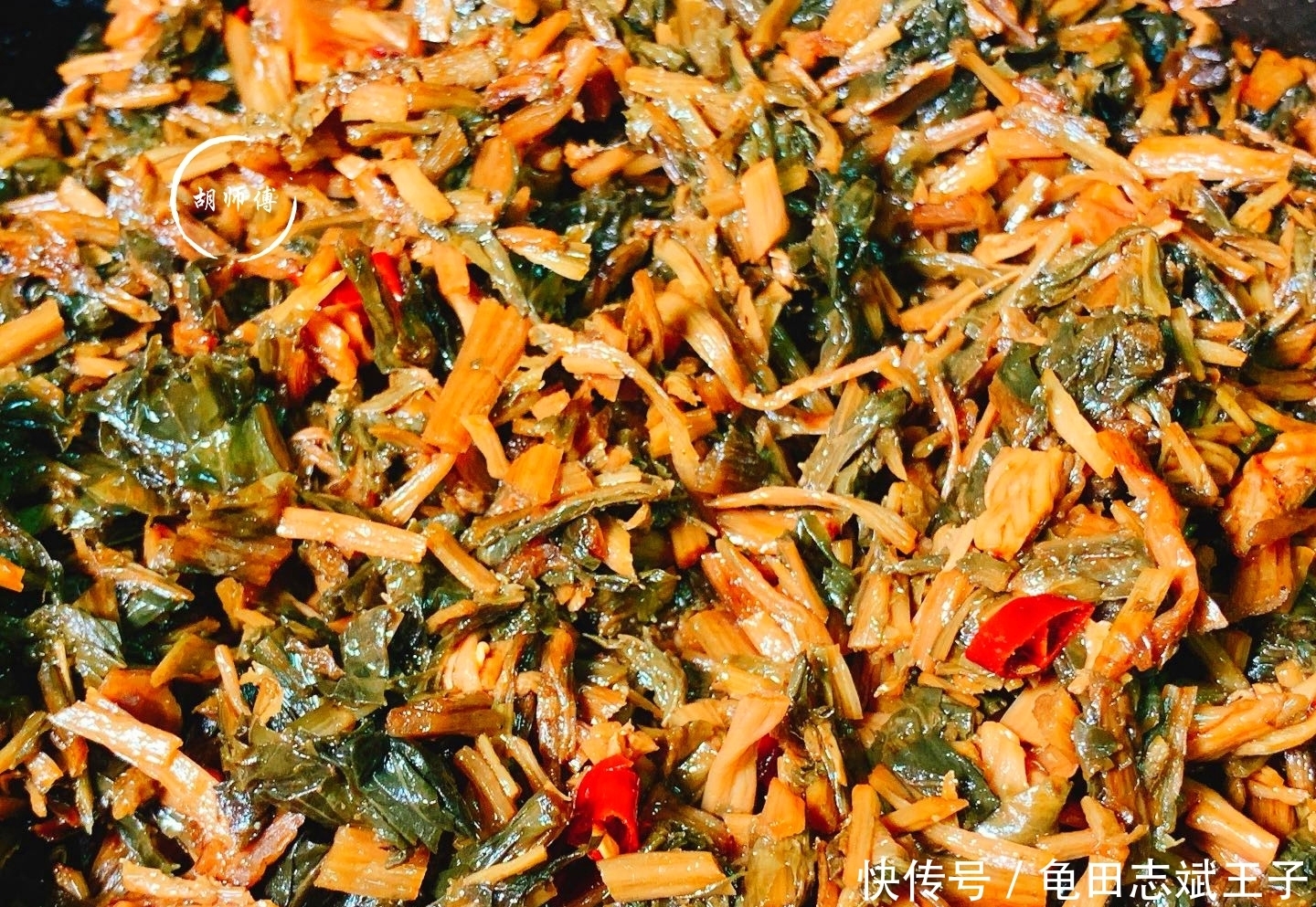 入到锅中|蒸扣肉时,焯水的肉直接炸就错了!牢记3点,肉软烂入味,真香