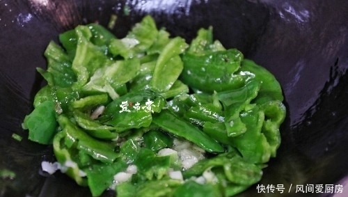 食材|三伏天,鸡鸭鱼肉都不如它,我家几天就吃一回,省钱下饭还营养