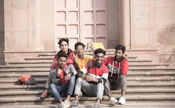  受伤|受伤的文明：印度