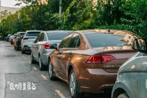 排队|昆明排队三十年老店,15张桌子,“镇店之宝”每天卖半吨