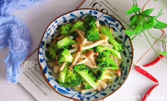 别省|炒菜前,这6种蔬菜必须焯水,为了家人健康,再懒也别省这一步!