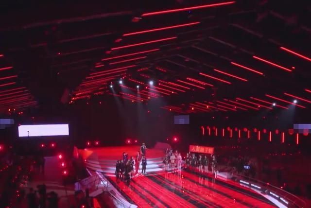 节目|《浪姐》别的团都是加速跳舞拉票，唯独宁静团不一样，太“野”了