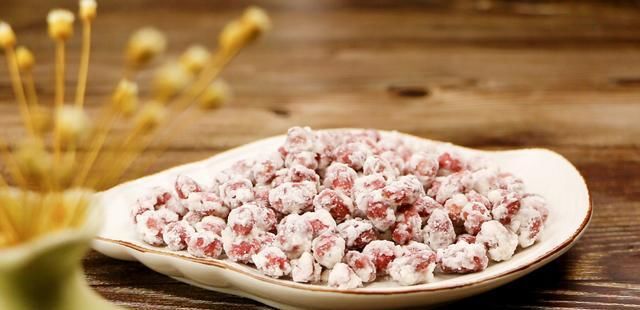  路上|花生搭配淀粉炒挂霜花生，上班肚子饿，下班路上吃的健康零食