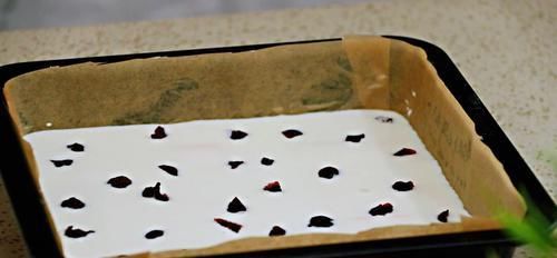  面粉|红薯和面粉别只会炸丸子吃，教你做红薯千层糕，好吃又好看