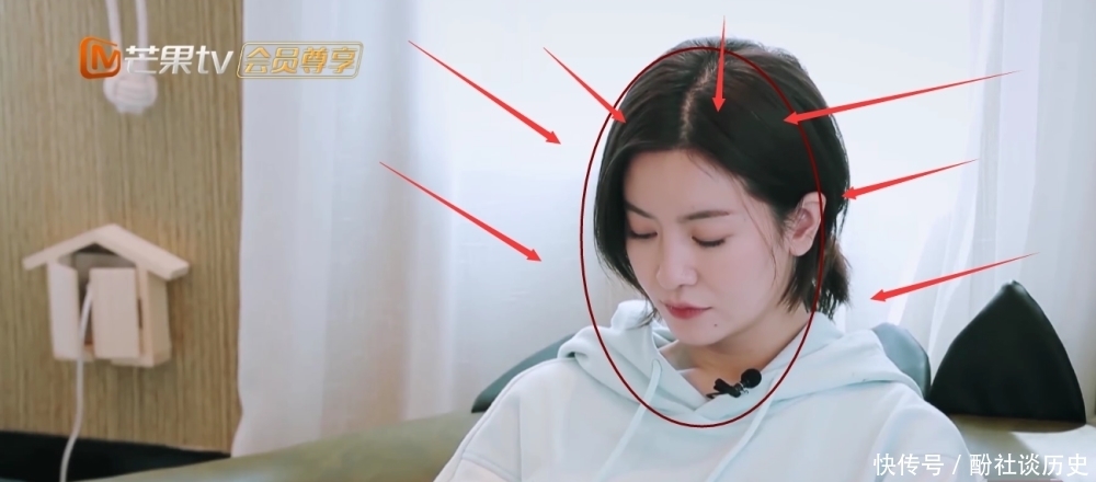  吃醋|李晟占有欲多强？老公见个女的吃醋不说，看李佳航袜子：这谁受得了？