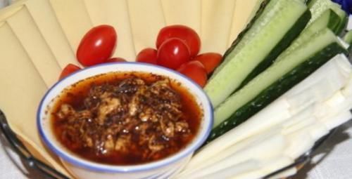 外地人|第一次去东北饭馆，点这5道菜，好吃到停不下来，还没人敢把你当外地人