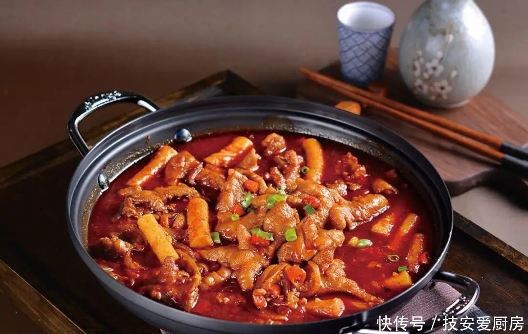 入清水锅|鸡爪这样做,味道绝了!