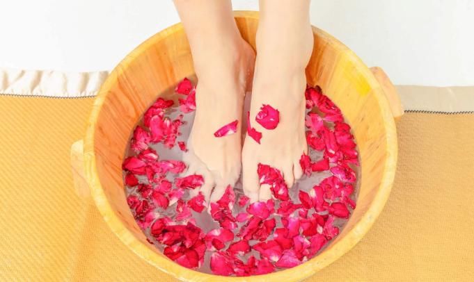 浪费|白酒只拿来喝?太浪费了!这些生活小妙招你知道几个?