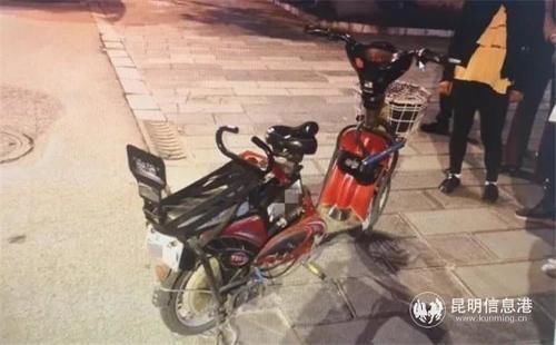  电动自行车|男子一时分神骑电单车追尾小轿车 交警：电单车全责