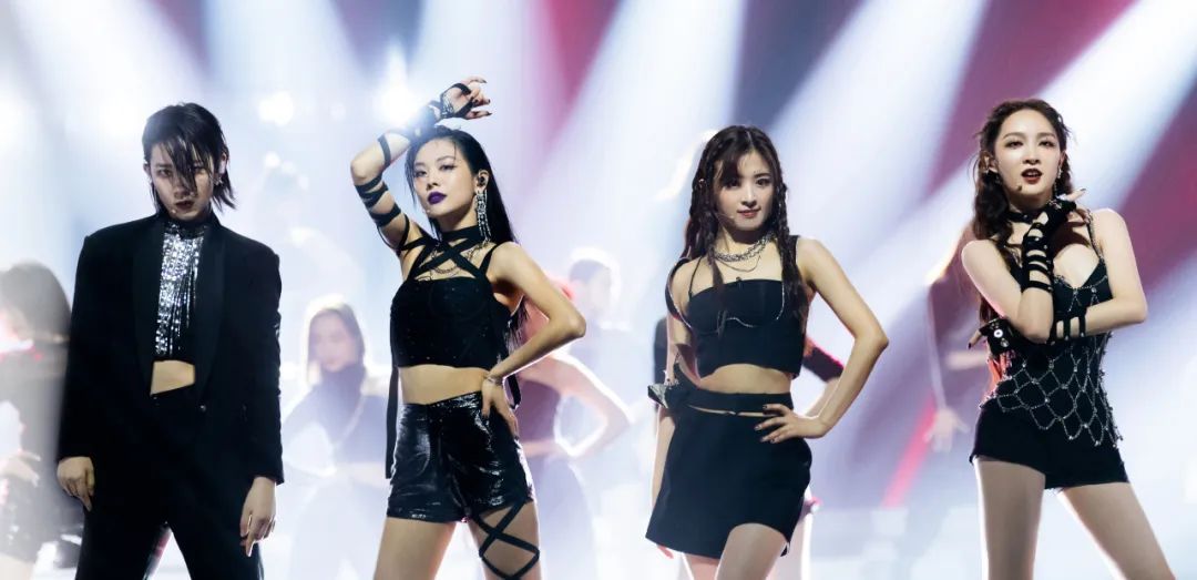 金晨|《乘风破浪的姐姐》三轮公演过后连宁静都输了,她俩却未尝败绩!