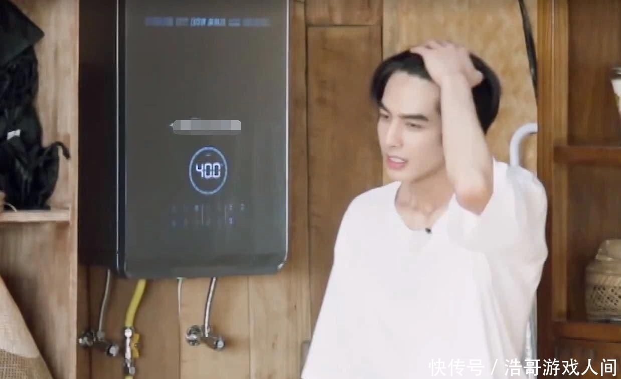 宋威龙|《向往4》迎来最帅男嘉宾,看到撩发的瞬间,粉丝是心动啊