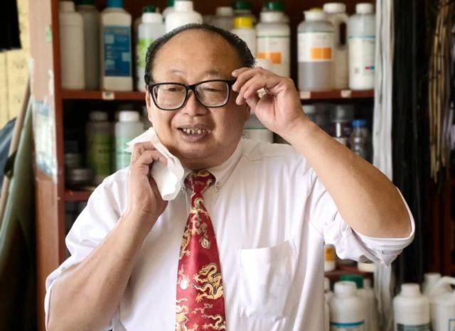  最贵|擦双鞋最贵收了3000元！70岁丽江“鞋王”至今仍在擦鞋……