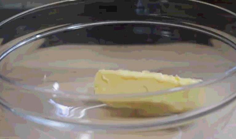  发酵|教你鸡蛋糕简单做法，不用发酵，不用打发，轻松做早餐家人都爱吃
