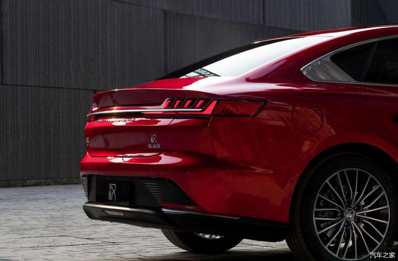 版本|比亚迪汉终于上市了,补贴后不到22万起,这个价格香不香?