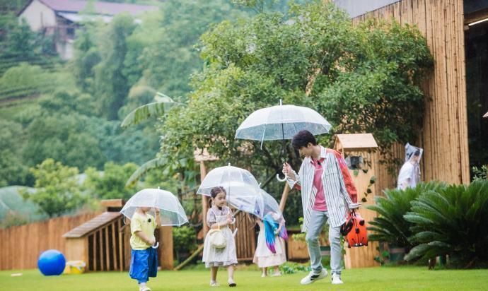 饭锅兄弟|住别墅,睡到中午才起床,这个“神仙”综艺才是真正的慢节奏