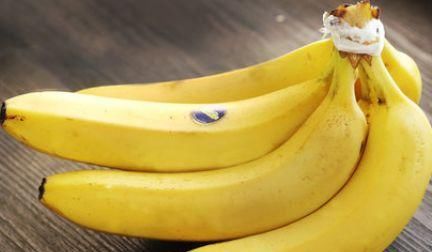  解决|香蕉皮不用扔了，每天泡一泡，解决很多人的难言之隐，了解下