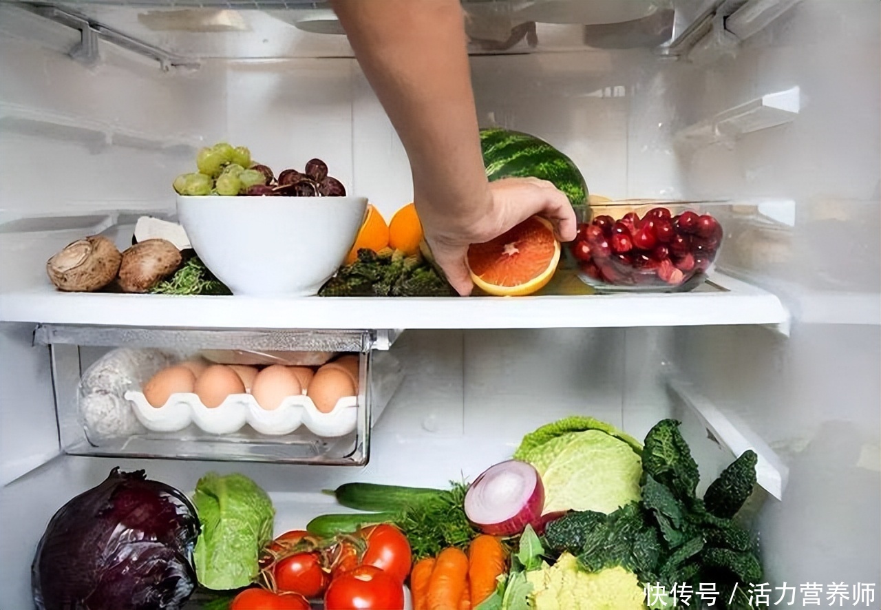 食物过了保质期就真的不能吃了吗(过保质期的食物，都不能再吃了？别犯傻：这4种食物没“保质期”)