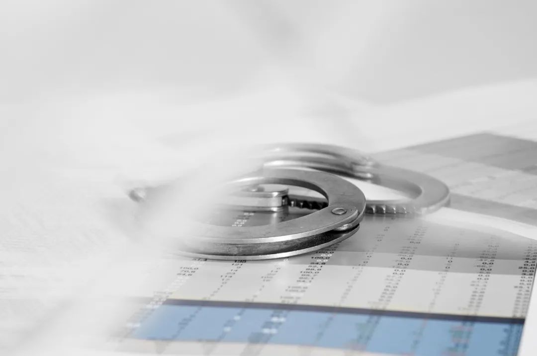  购房|购房资格审批，中介可以帮你“硬过”？“猫腻”是这样的……｜今晚九点半