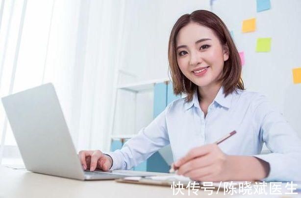 补肝养肝的食物(肝若受伤，身体会发出亮出哪些“警示灯”?哪些食物养肝效果好?)