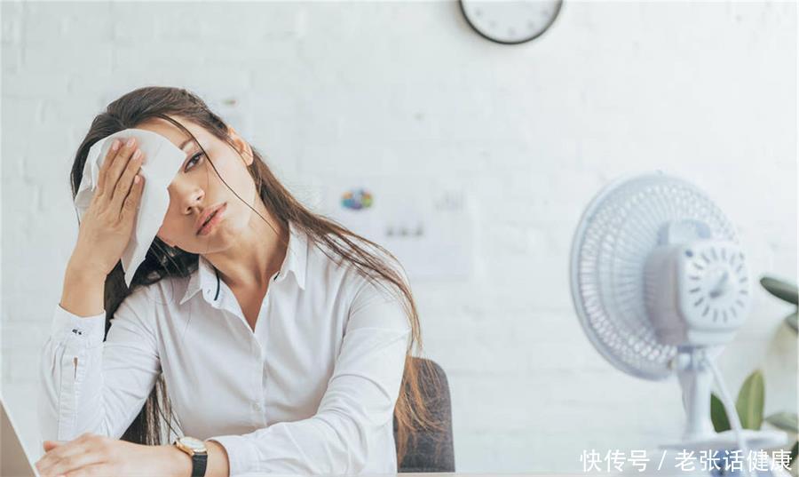 夏季出汗好处多，但出汗越多排毒就越多吗？事实并非如此2023
