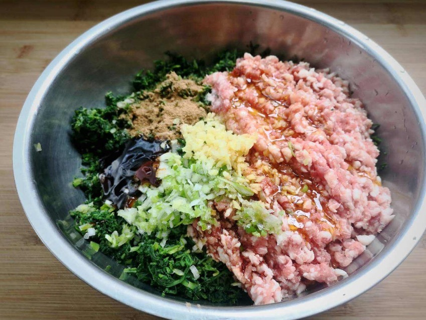 鲜嫩|拌肉馅调料不是越多越好!牢记3放2不放,保证鲜嫩多汁,香喷喷