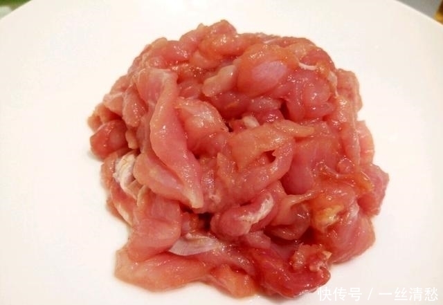  家常菜|不要说简单的菜肴不好吃，此道家常菜朴实简单，却另有滋味