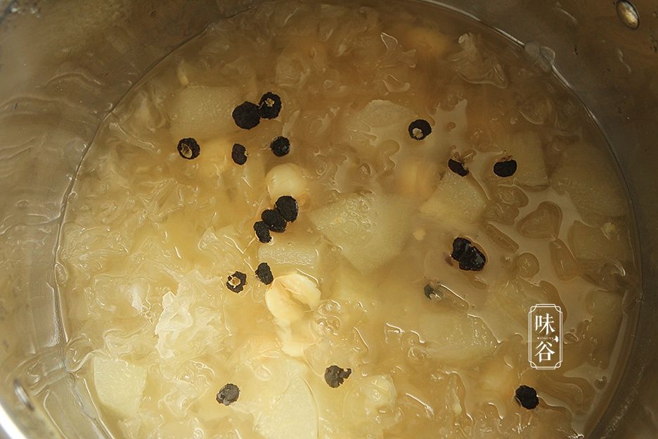  女人|立秋将至，女人再忙也要多喝它，软糯顺滑，满满胶质，越吃越美