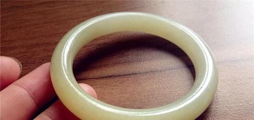 趣味|趣味测试:图中选一款你50岁出门会戴的手镯,测试你未来的运势