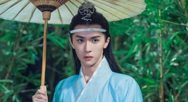  王一博|何昶希翻拍陈情令，看到他们表演，才知王一博肖战爆红不是巧合