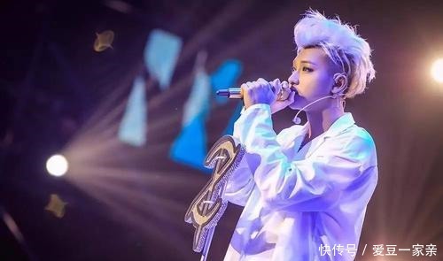 委屈|同是参加说唱类节目,吴亦凡委屈巴巴,黄子韬意气风发!