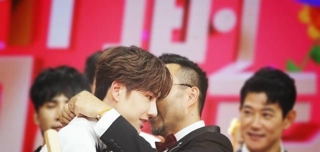 关系|王一博被天天向上过度消费? 看看他跟天天兄弟的关系, 你就懂了