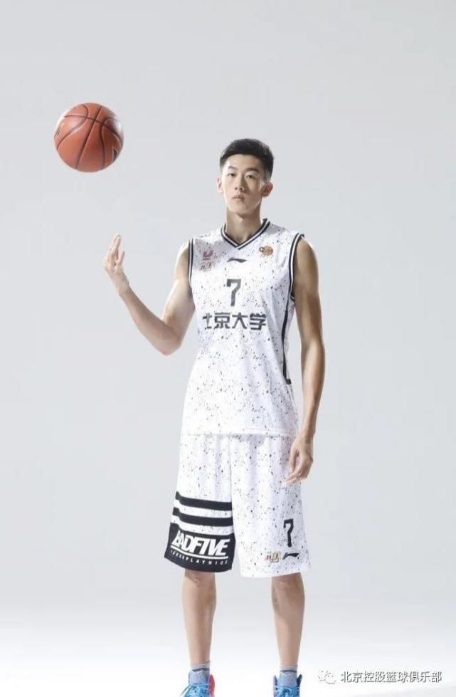  篮球联赛|不可比拟的王少杰（上）——校园时代