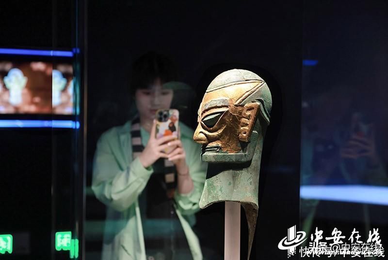 “三星堆·长江流域青铜文明特展”在安徽博物院开幕（组图）