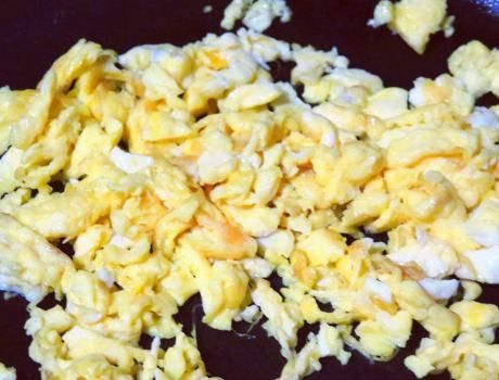 秋燥|这菜1块5一斤,秋天要多吃,鲜嫩营养还润秋燥,入馅烙饼吃特香