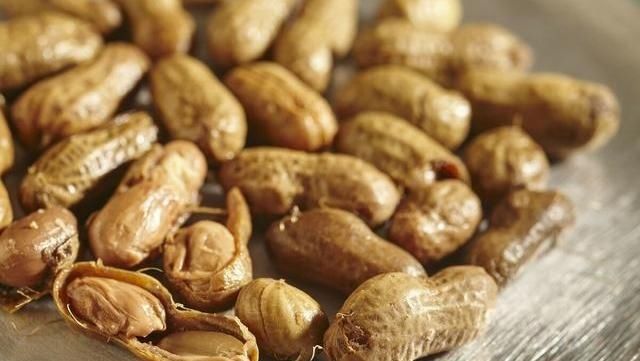 店里|烧烤店里传出来的水煮花生秘方,花生米入味快味道香,不学就亏了