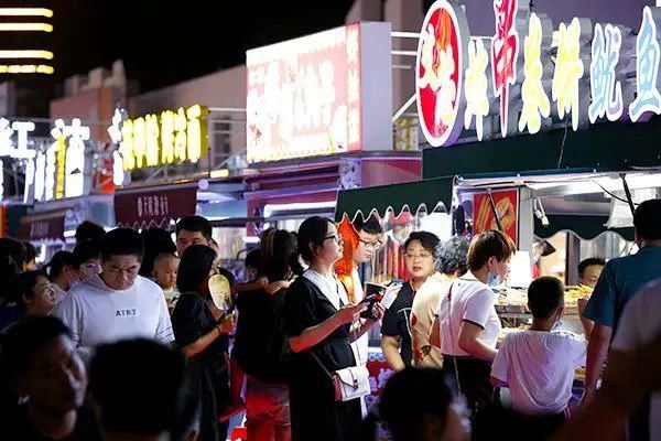 一条街|入夜后!宝坻夜市真的太热闹了!吃货快来!宝坻最香的一条街来了!