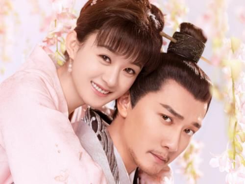  得知|中餐厅：赵丽颖对冯伟一见如故，得知冯绍峰和他的关系，是我小瞧了