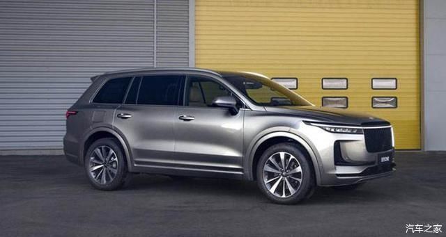  再度|理想汽车再度起火 官方回应：疑似铁片击穿高压油管