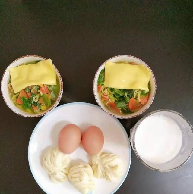 紫薯牛奶|每天还在担心吃什么?灵感早餐