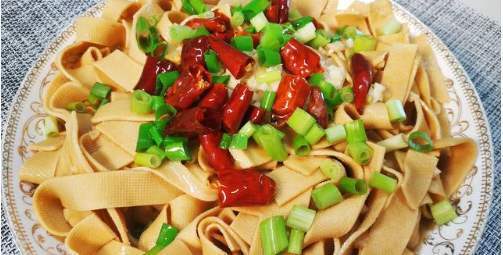 实惠|一道简单美味的东北家常菜,好吃又实惠!