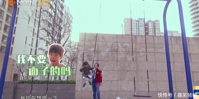 狼吞虎咽|霍思燕准备晚餐,2个人吃3盘菜,嗯哼狼吞虎咽吃了一口又一口