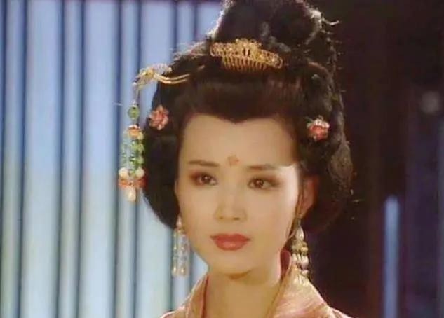 难怪|武则天真实容貌被专家复原,难怪李世民不感兴趣,李治却痴迷不已