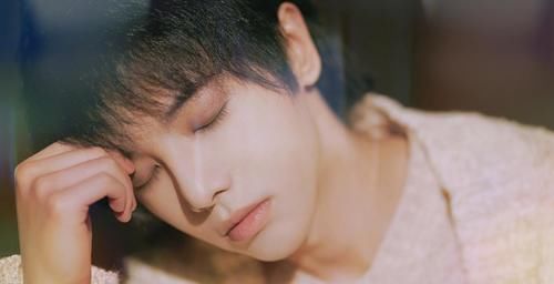  不在乎|华晨宇七月继续闭关，优秀的人，从来不在乎博眼球，期待他的归来