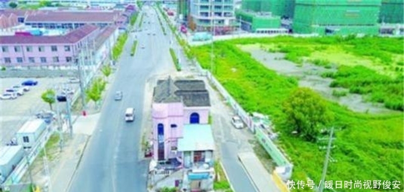 城市|最“自私”钉子户,霸占马路六车道变四车道,却说我的房子我做主