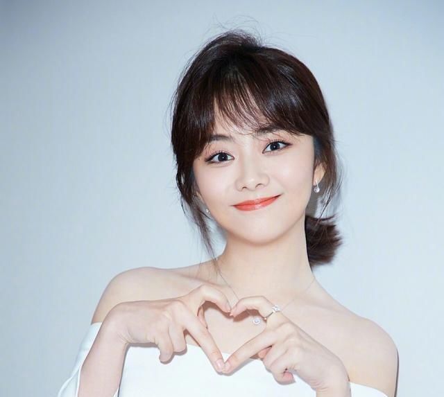  锦衣|锦衣之下角逐金鹰奖，谭松韵有望成为金鹰女神最有力竞争者之一